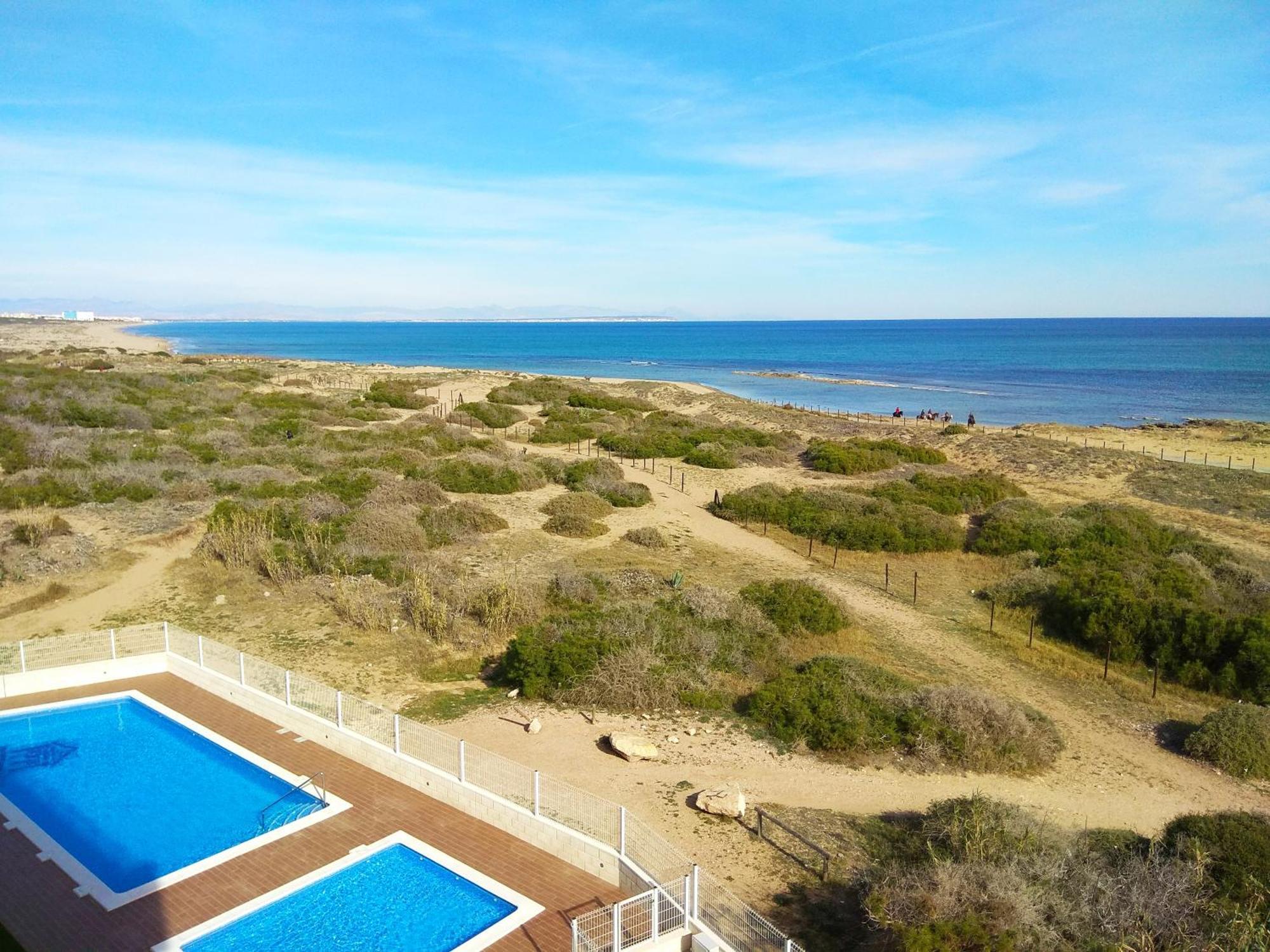 Luxury And Modern Beach Apartment With Sea Views La Mata  Δωμάτιο φωτογραφία